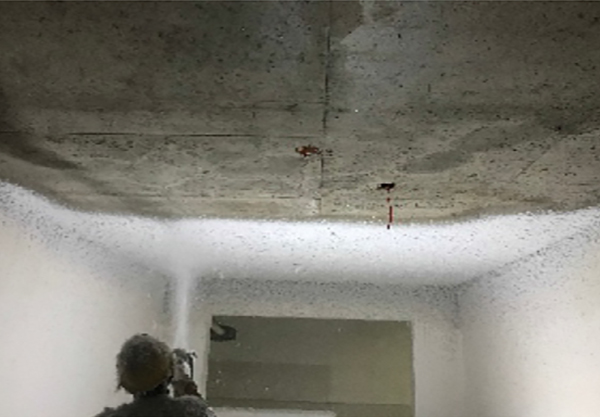 超細無機纖維噴涂-噴涂中